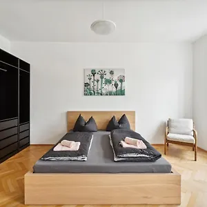 Design Near Mariahilferstrasse Wenen
