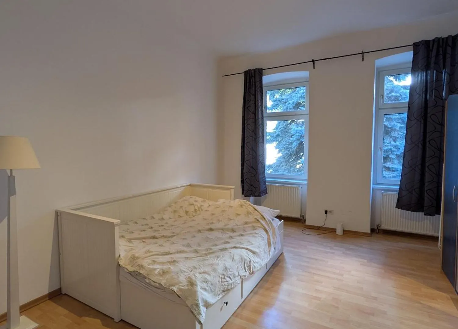 Gartenausblick - Near Metro Station location